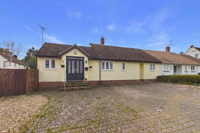 2 bed property, in Cliffield, £375,000