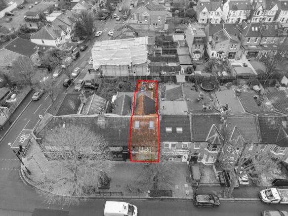 Land, in Greenford Avenue, £700,000