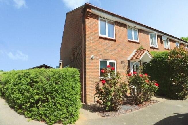 3 bed property, in Abbey Road, £280,000