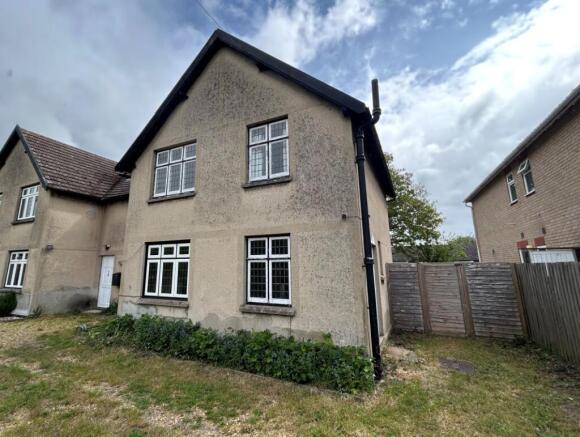 3 bed property, in 12 Cambridge Road, £250,000
