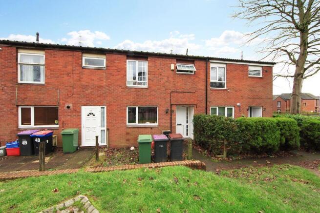 4 bed property, in Spout Way, £149,950