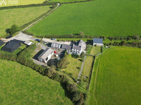 4 bed property, in Llanfaethlu, £650,000