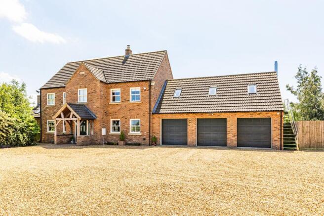 3 bed property, in Rural Lifestyle in Murrow, £700,000