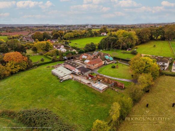 6 bed property, in Sowton, £650,000