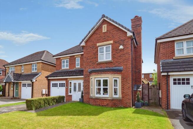 4 bed property, in Budworth Park, £299,500