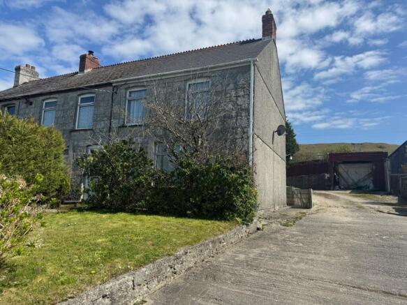 3 bed property, in Carpalla, £175,000