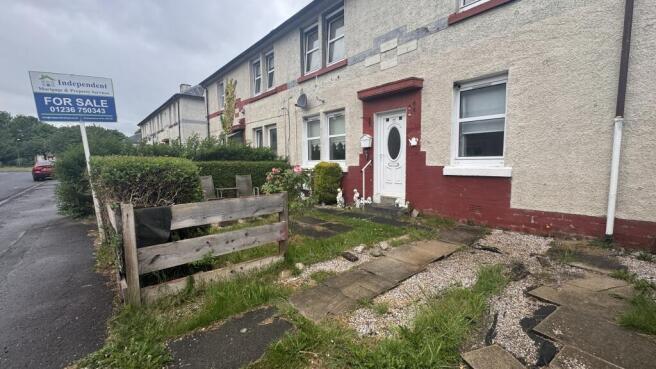 1 bed property, in Glebe Street, £53,000