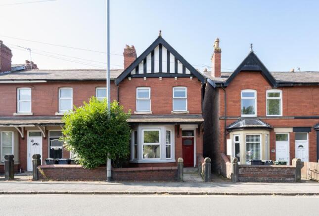 4 bed property, in Wigan Road, £239,000