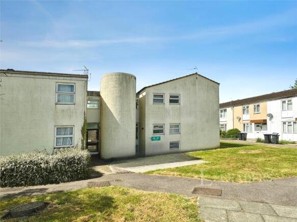 1 bed property, in Milwards, £150,000