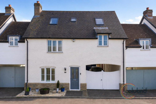 4 bed property, in Allen Way, £475,000