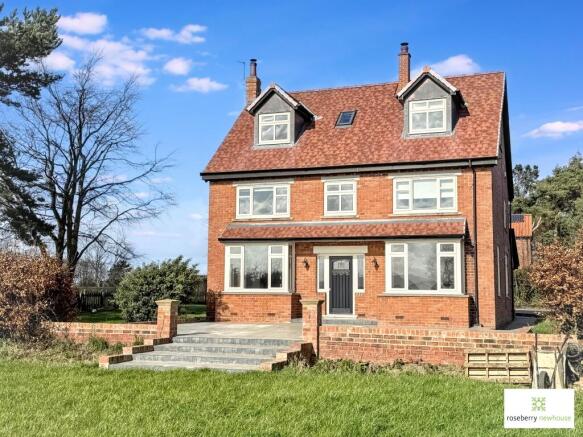 5 bed property, in Brass Castle Lane, £775,000