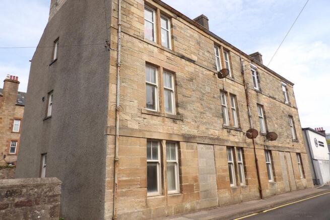 2 bed property, in Shore Street, £35,000