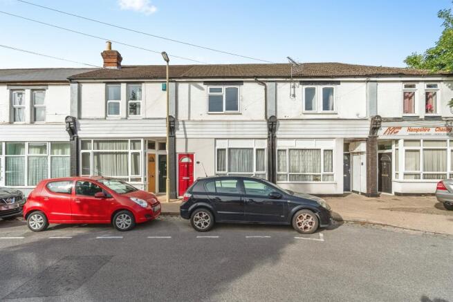1 bed property, in Station Road North, £175,000