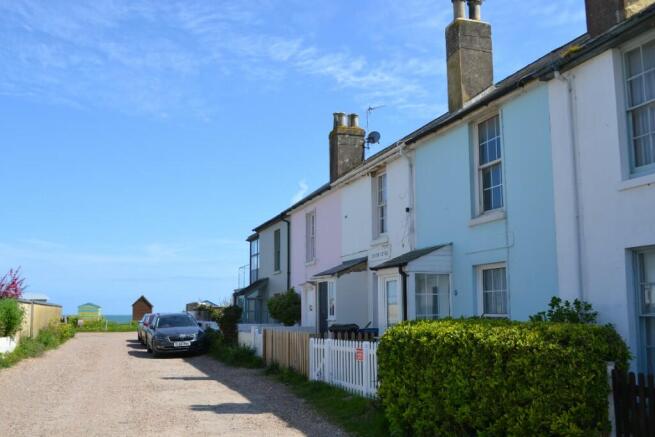 2 bed property, in Kingsdown, £425,000