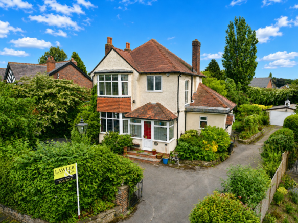 3 bed property, in Torkington Road, £625,000