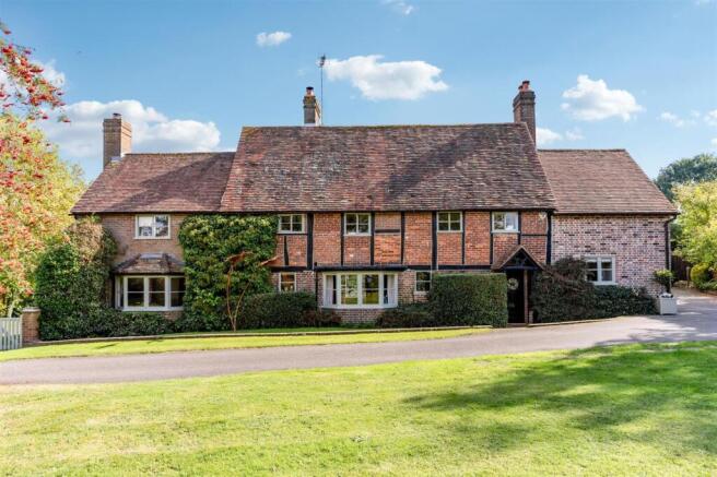 5 bed property, in Hudnall Common, £2,750,000