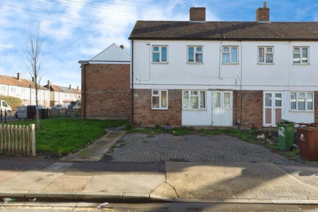 1 bed property, in Endeavour Way, £175,000