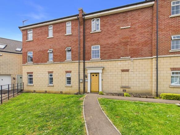 1 bed property, in Shawbury Avenue Kingsway, £125,000