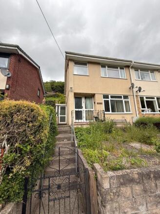 3 bed property, in Forest View, £190,000