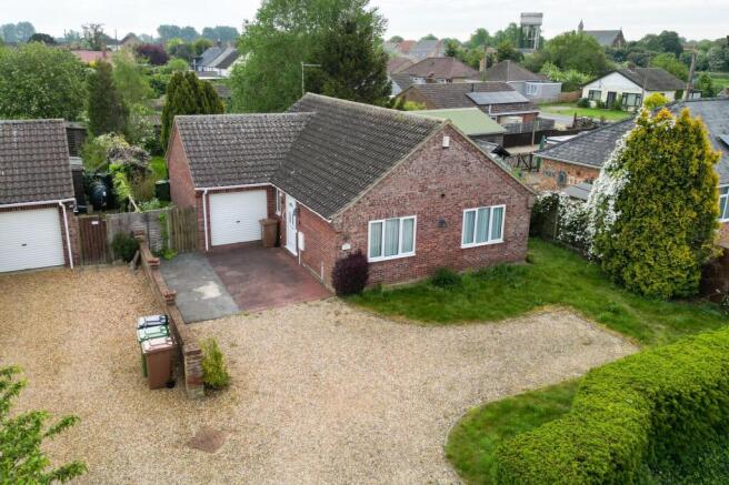 3 bed property, in March Road, £275,000