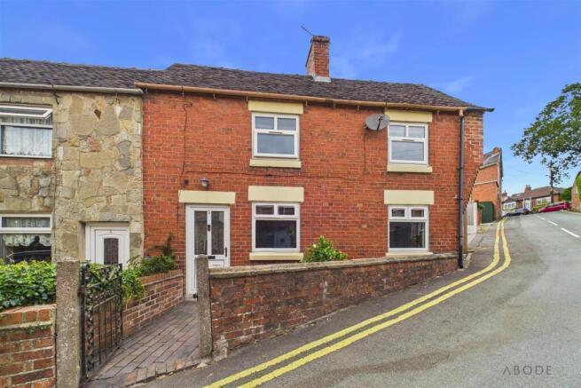2 bed property, in Newhall Street, £220,000