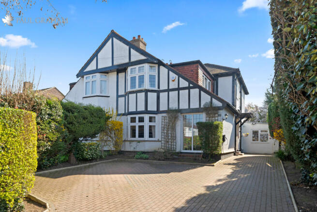 4 bed property, in Ingleby Way, £750,000