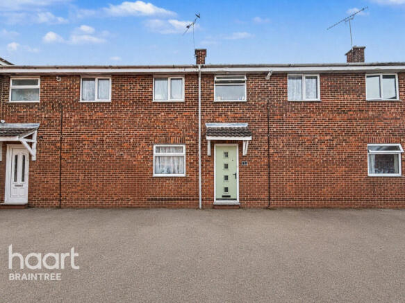 2 bed property, in Stour Court, £260,000
