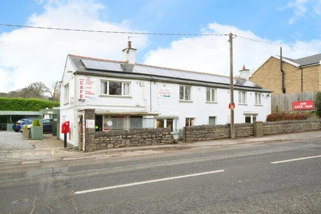 3 bed property, in A48, £775,000