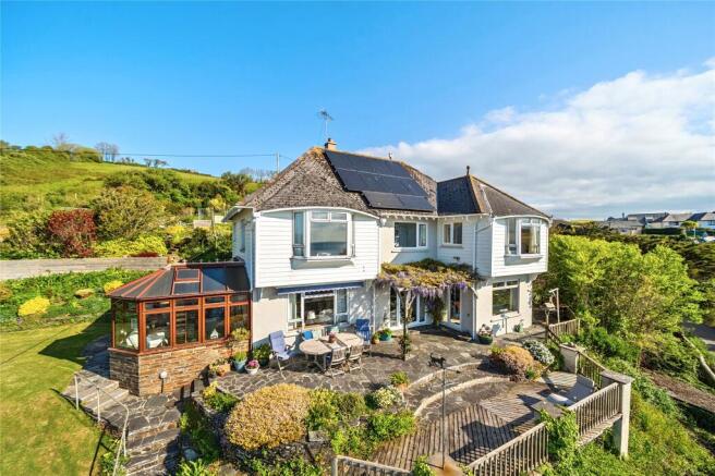 4 bed property, in Plaidy Park Road, £1,250,000