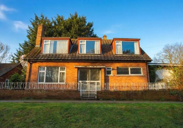 4 bed property, in The Glynne, £125,000