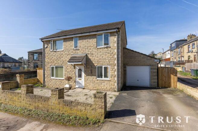 3 bed property, in Wroe Place, £207,000