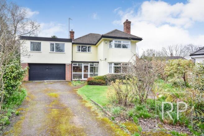 4 bed property, in Finchfield Hill, £615,000