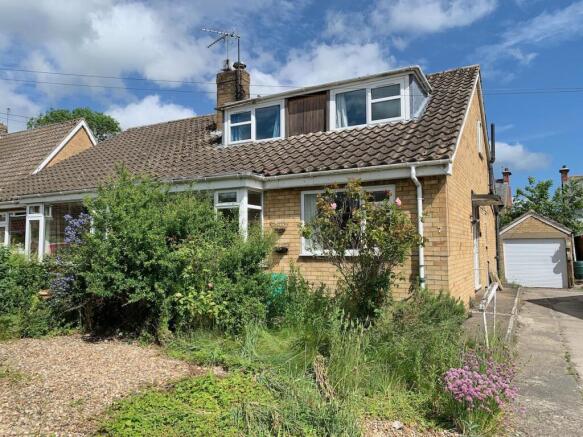 4 bed property, in The Rise, £260,000