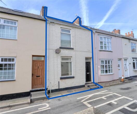2 bed property, in Spain Hill, £80,000