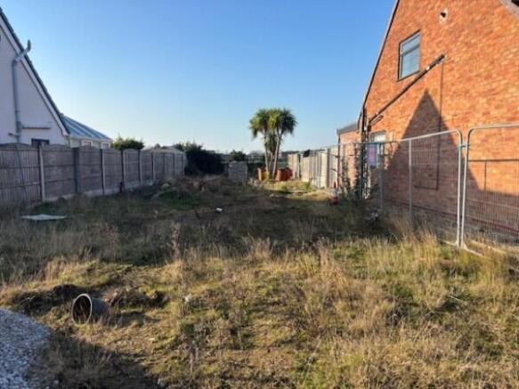 Land, in Land Between 32/34 Argyll Avenue, £100,000