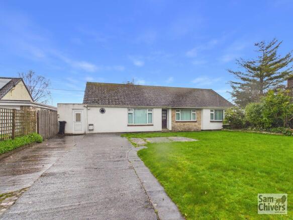 4 bed property, in Wells Road, £550,000