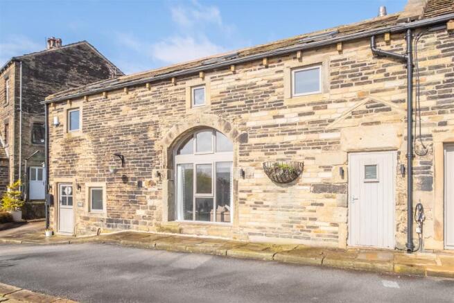 4 bed property, in Bank Royd Lane, £560,000