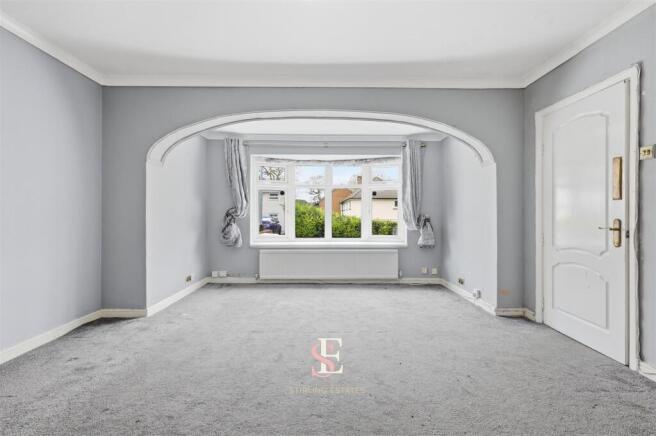 3 bed property, in Forest Avenue, £495,000
