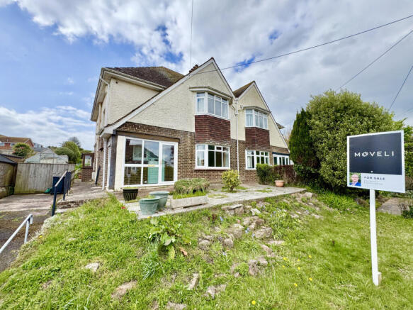 3 bed property, in Swains Road, £595,000