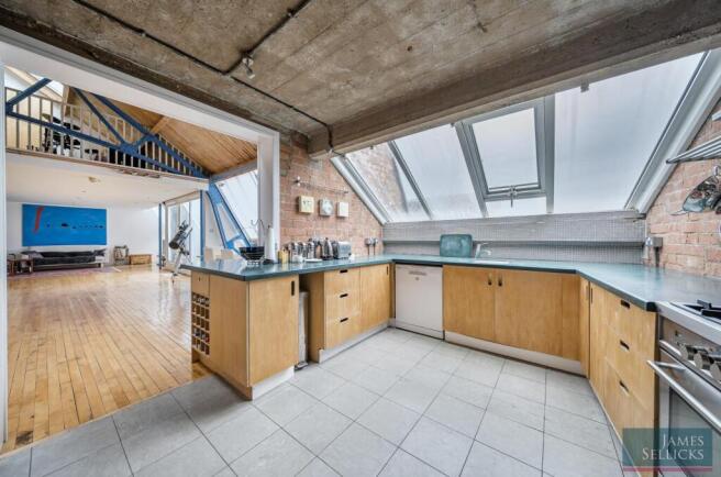 3 bed property, in The Pick Building, £349,750