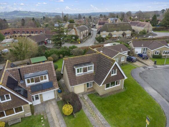 3 bed property, in Uplands, £350,000