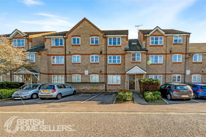 2 bed property, in Hilda Wharf, £160,000