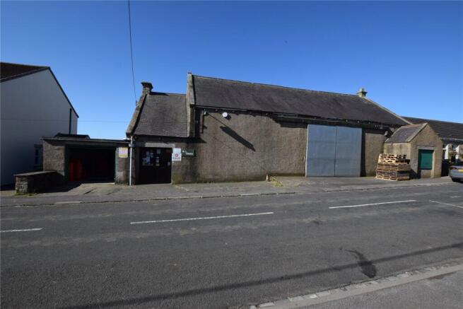 Land, in Pinfold Lane, £150,000