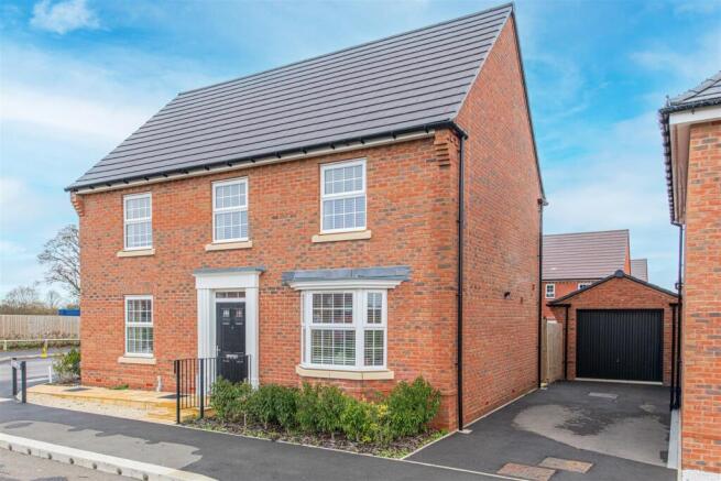 4 bed property, in Scafell Road, £425,000