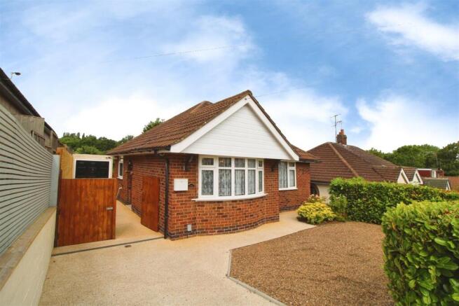 2 bed property, in The Kent, £315,000