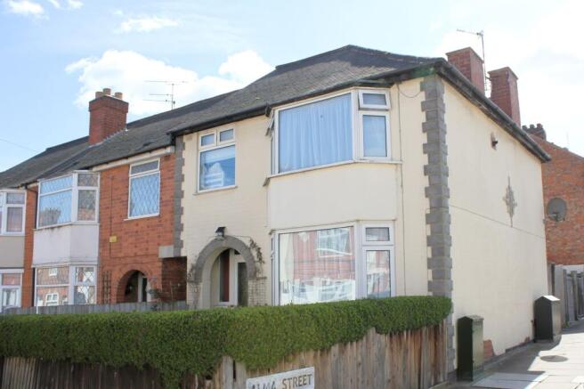 3 bed property, in Beatrice Road, £185,000