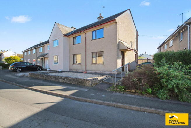 3 bed property, in Ryleyfield Road, £215,000