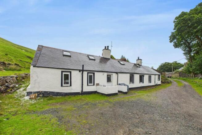 3 bed property, in Glendyne Cottage, £150,000