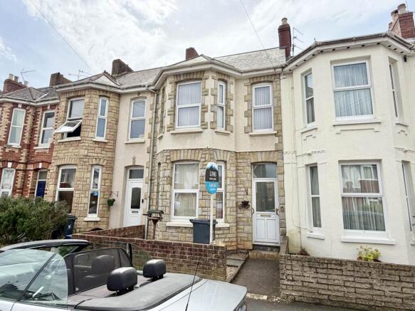 4 bed property, in Park Road, £299,950