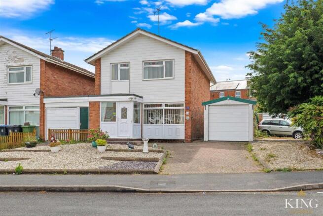 3 bed property, in Albury Road, £350,000